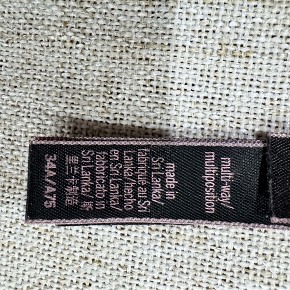 Victoria's Secret rose color Strapless Bra. No shoulder straps included. Size 34 - Picture 4 of 4